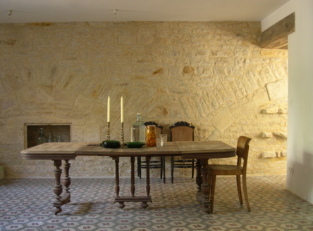 salon dining room